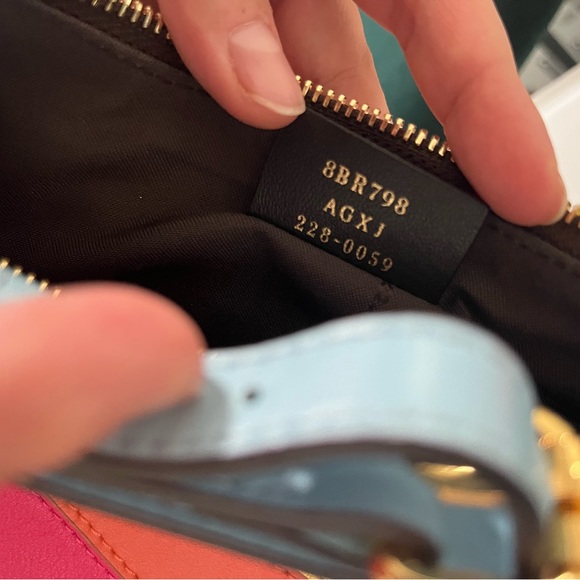 RARE Fendi Rainbow Small Shoulder Bag - Picture 17 of 17